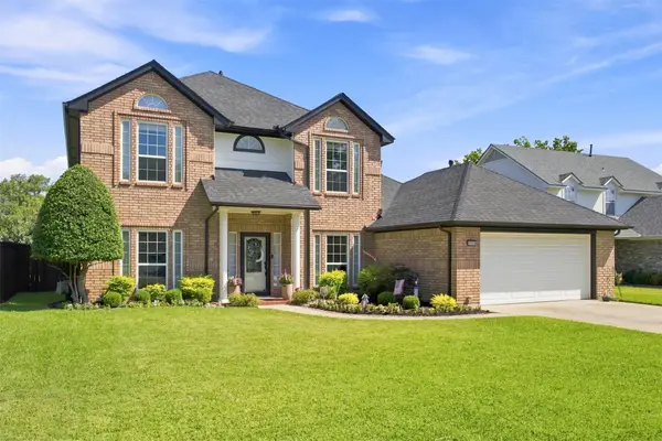 3310 Moss Creek Drive, Grapevine, TX 76051