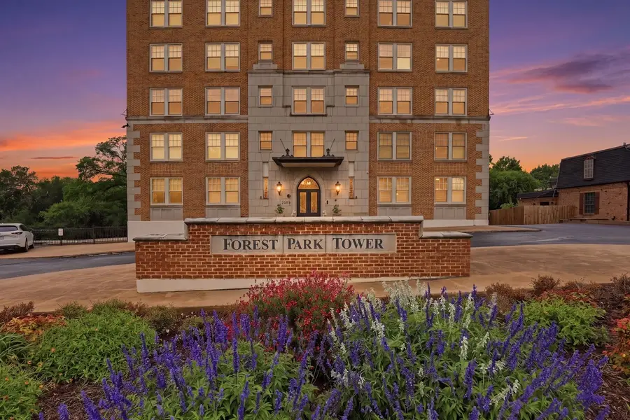 2306 Park Place Avenue #10C, Fort Worth, TX 76110 - #2