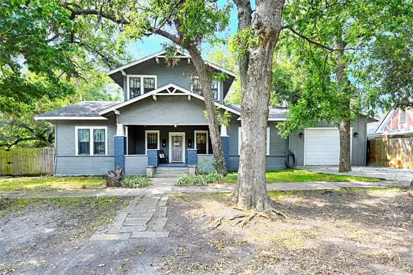309 W Walnut Street, Whitewright, TX 75491