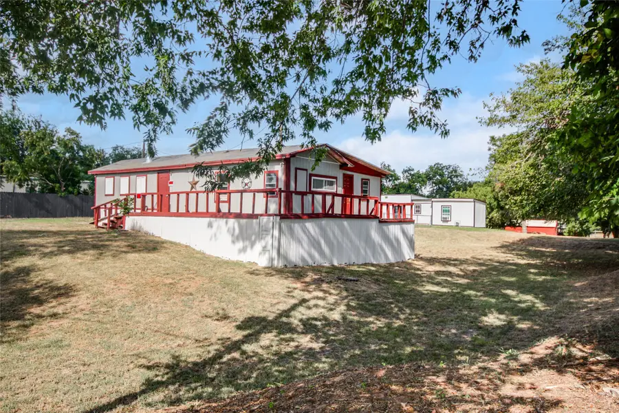 121 Pawnee Trail, Weatherford, TX 76087 - #3