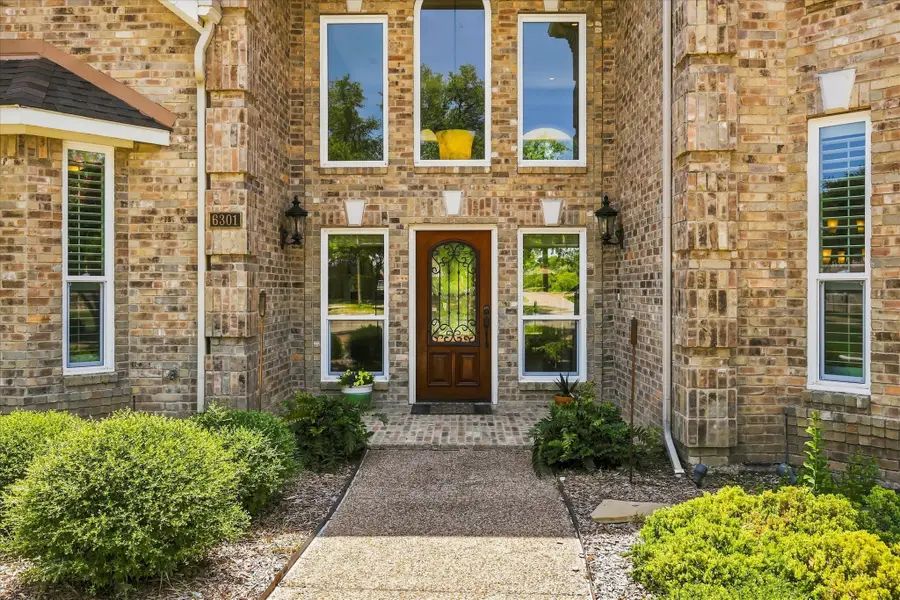 6301 Mesa Ridge Drive, Fort Worth, TX 76137 - #2