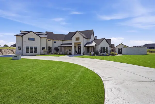 12058 Bella Vino Drive, Fort Worth, TX 76126