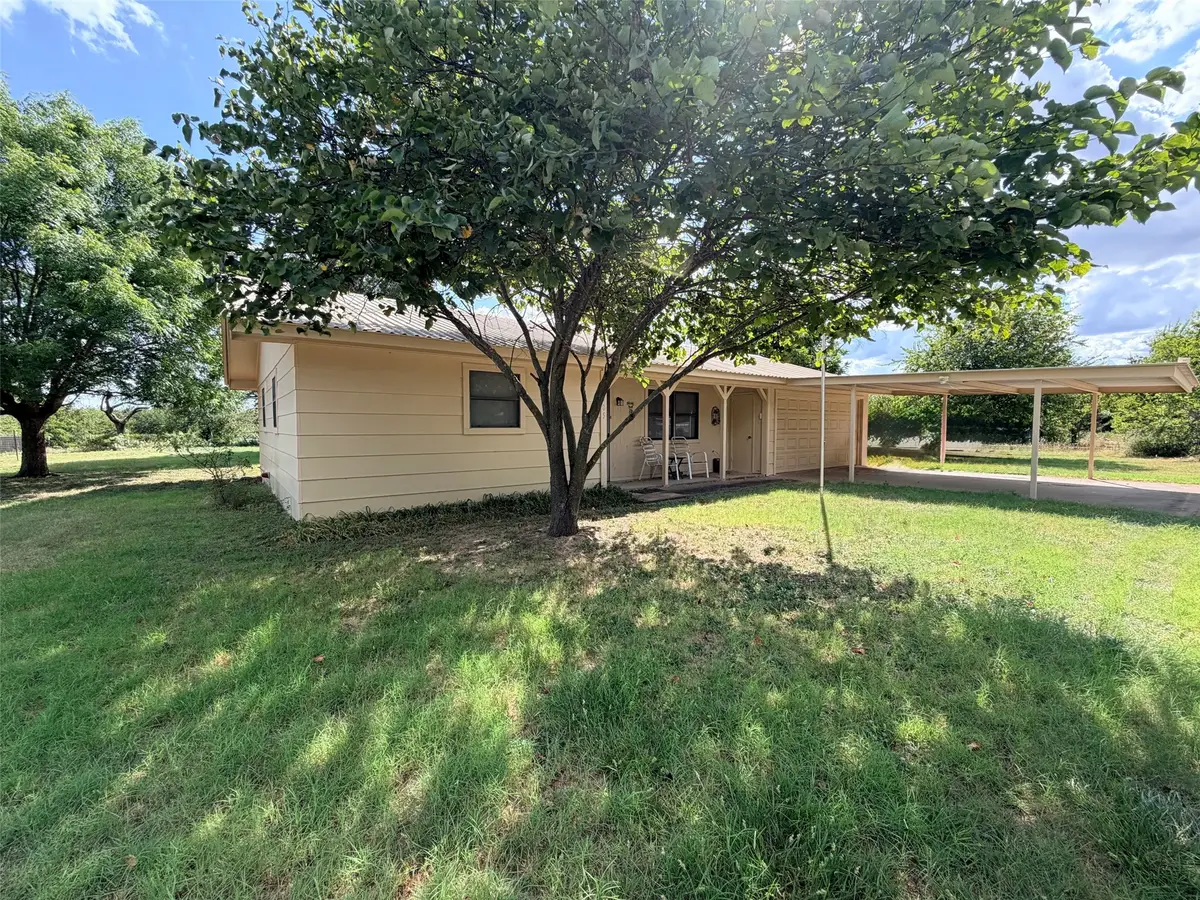 105 W Elm Street, Gustine, TX 76455 - #1