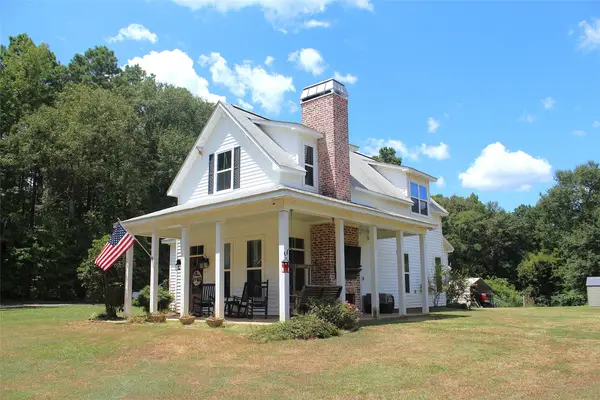 3542 Parish Line Road, Doyline, LA 71023
