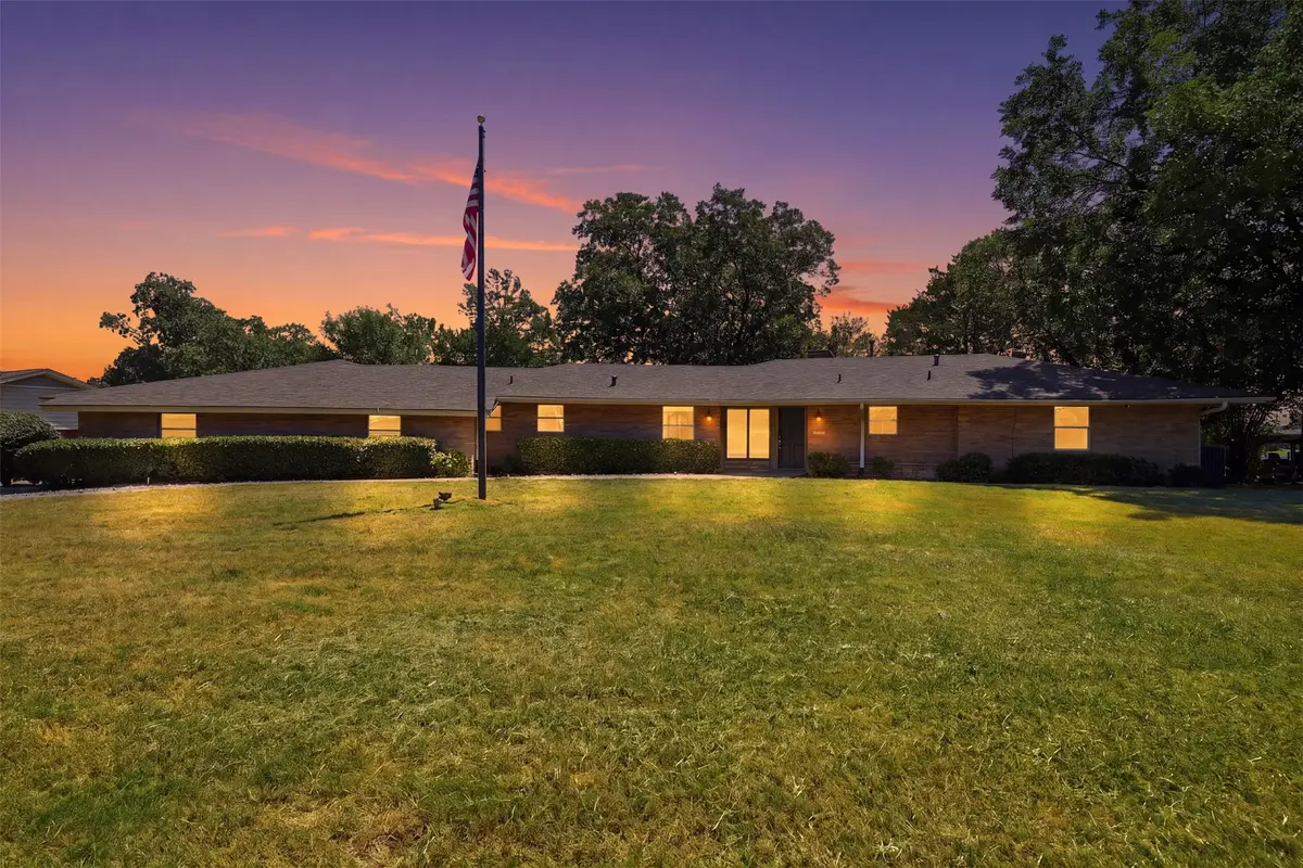 3202 S Country Club Road, Garland, TX 75043 - #1