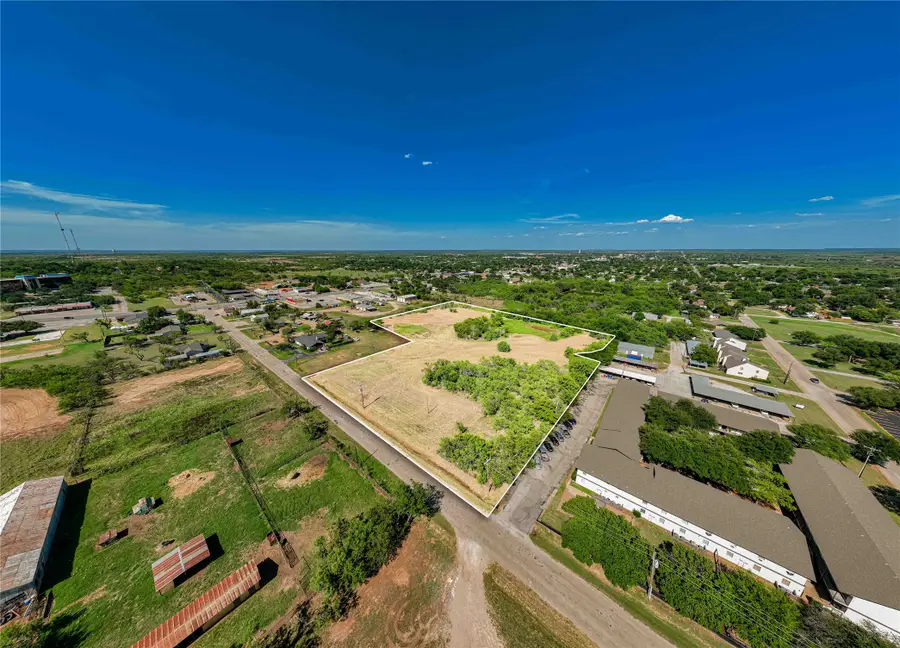 000 Sunset Boulevard, Breckenridge, TX 76424 - #2