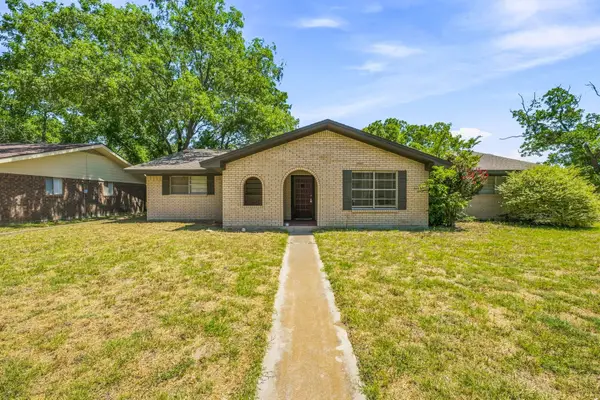 905 Meadowlark Lane, Stephenville, TX 76401