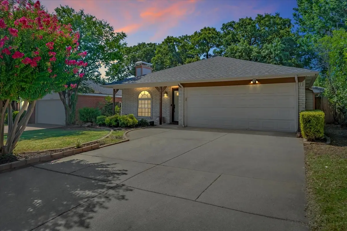 5906 Santa Fe Drive, Arlington, TX 76017 - #1