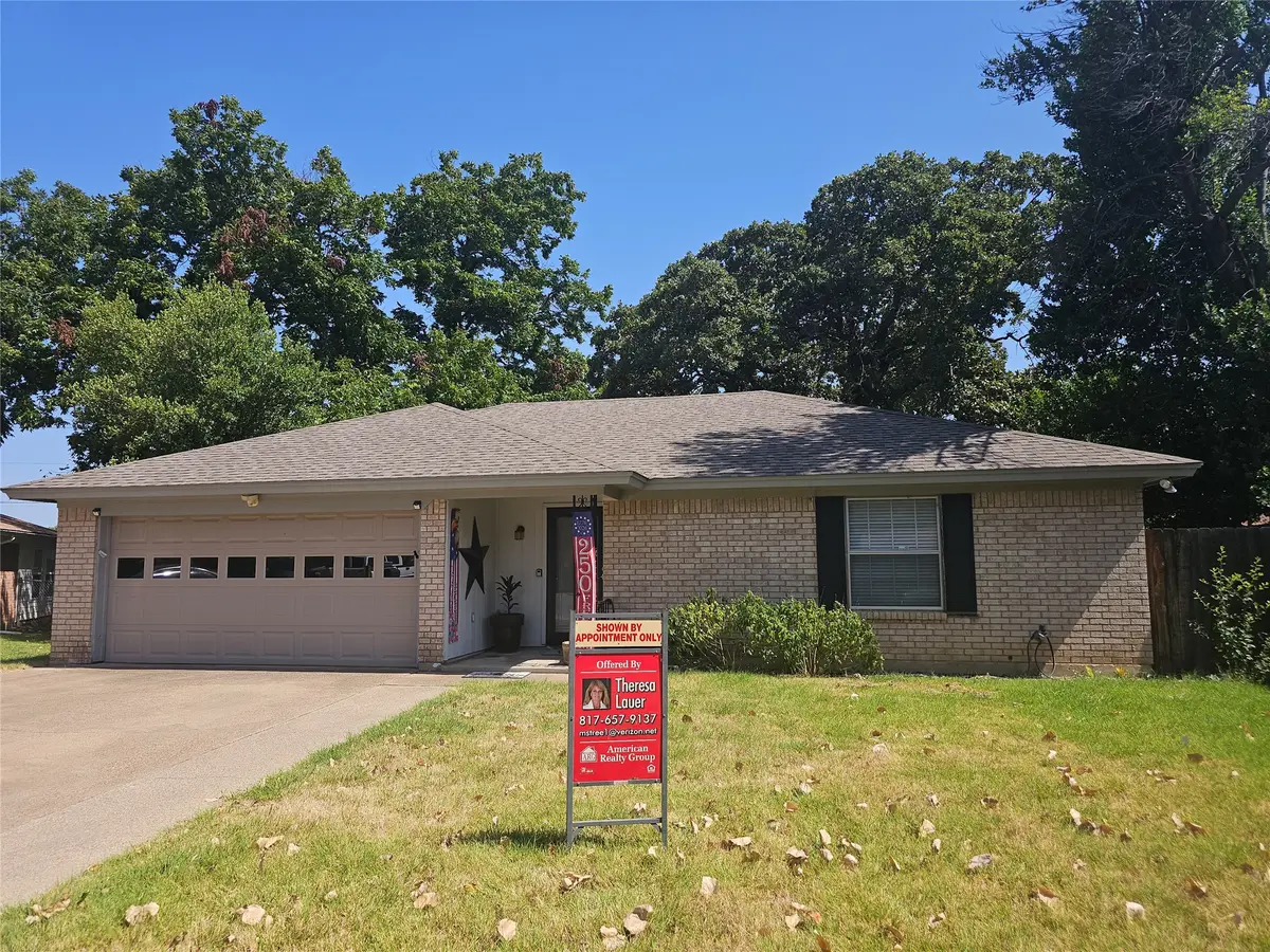 7239 Muse Court, Fort Worth, TX 76112 - #1