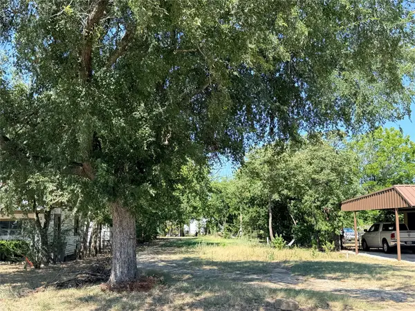 824 Indiana Street, Graham, TX 76450