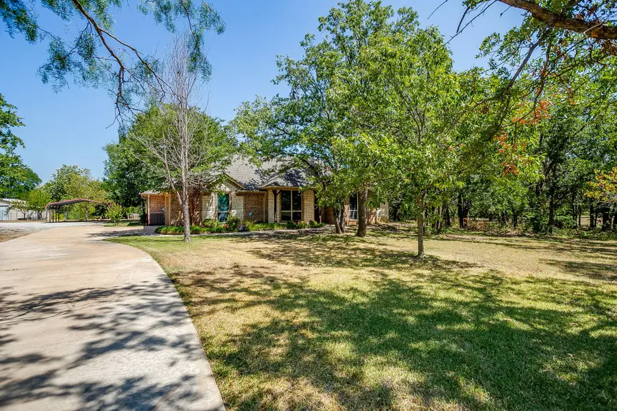 205 Niki Road, Paradise, TX 76073 - #2