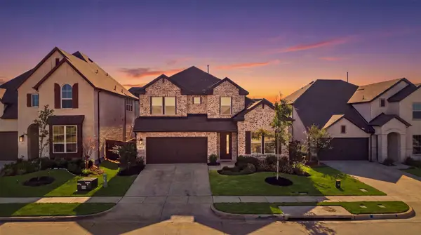 1917 Lantana Avenue, Aubrey, TX 76227