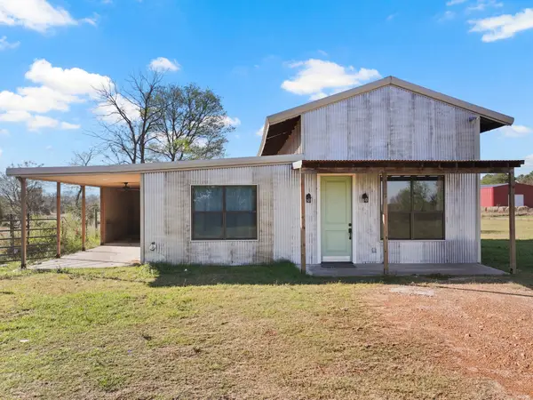 785 County Road 4840, Mt Pleasant, TX 75455