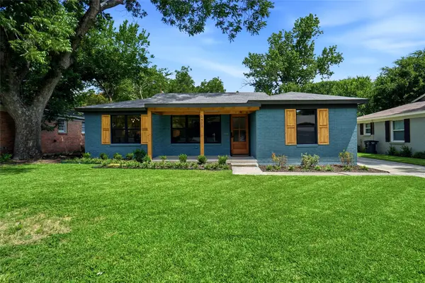 5452 Santa Barbara Avenue, Fort Worth, TX 76114