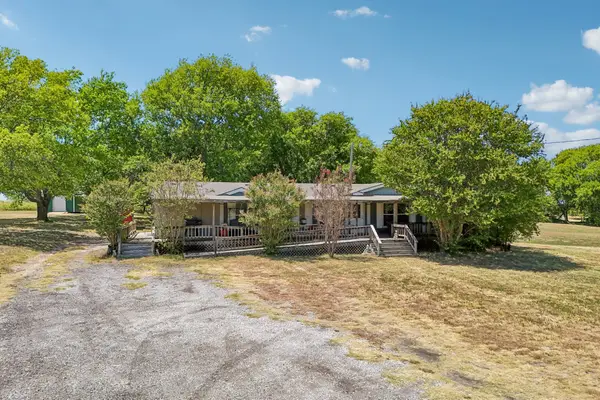 5433 State Highway 160, Whitewright, TX 75491