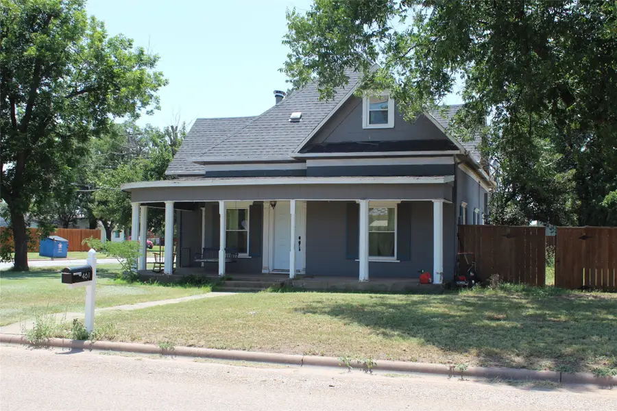 461 S 9th Avenue, Munday, TX 76371 - #2