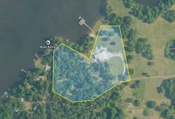 111 Cypress Bay Drive, Milam, TX 75959