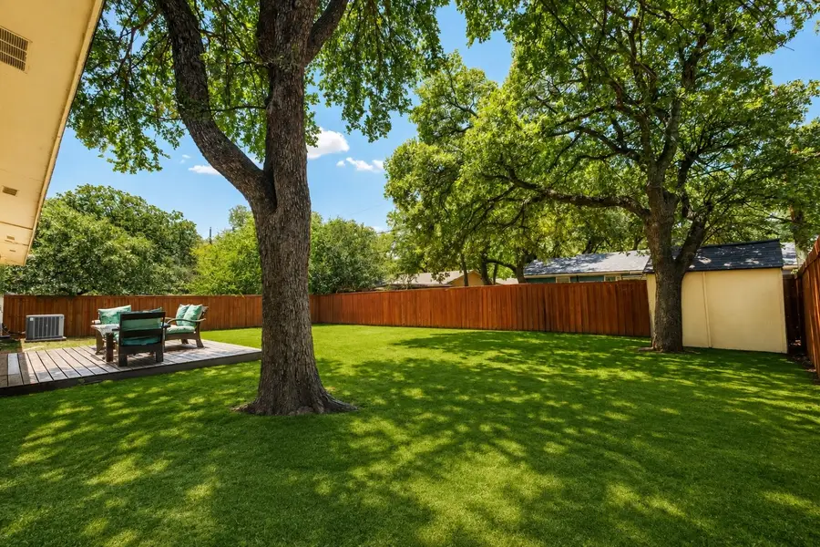 64 Somerset Terrace, Bedford, TX 76022 - #3
