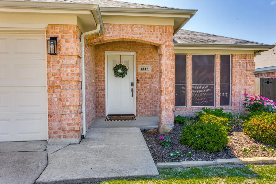 6817 Beverly Glen Drive, Fort Worth, TX 76132 - #2