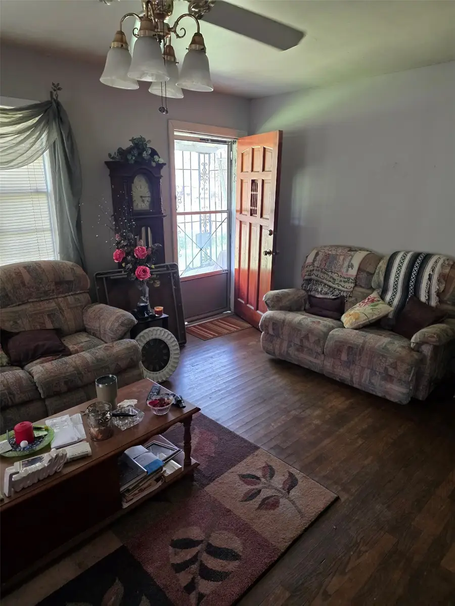 1417 Ray Street, Longview, TX 75602 - #3