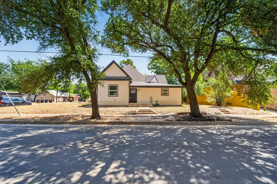 314 N Anglin Street, Cleburne, TX 76031 - #2