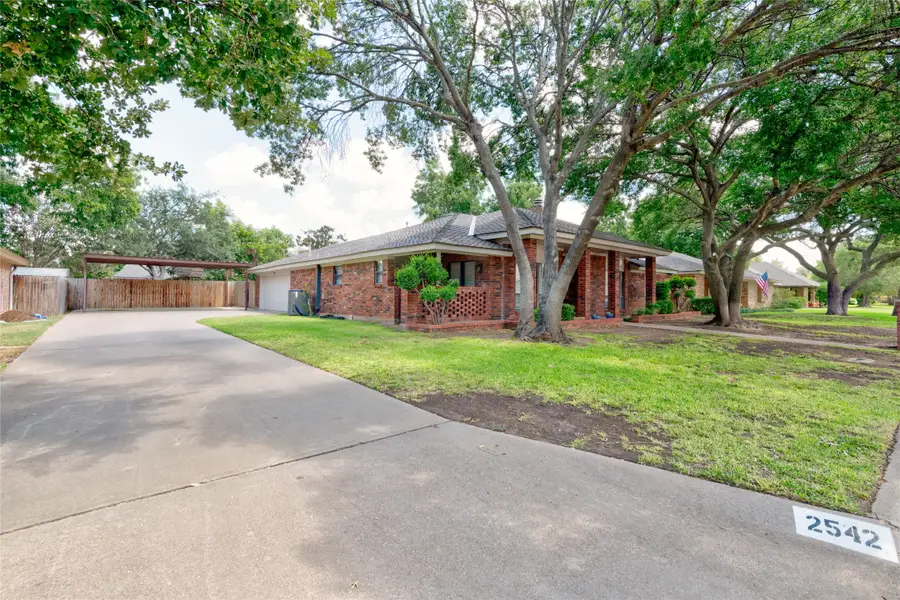 2542 Woodlake Drive, Abilene, TX 79606 - #2