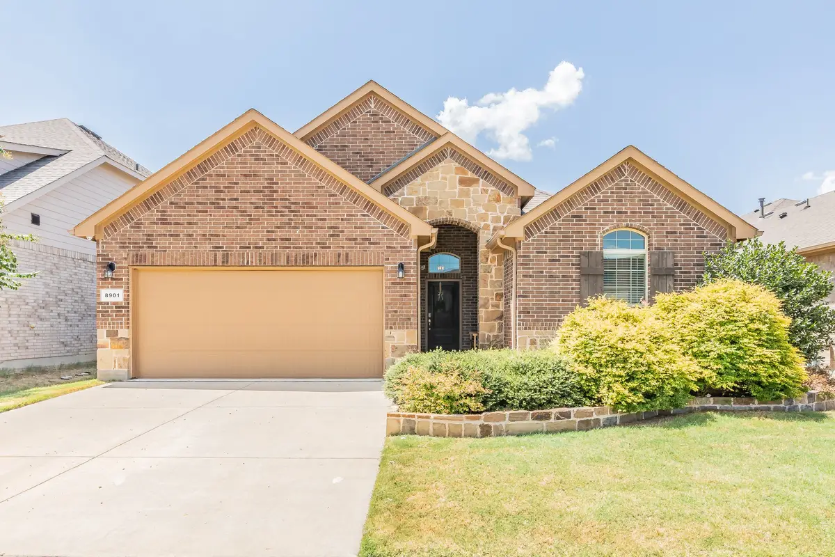 8901 Thompson Road, Argyle, TX 76226 - #1