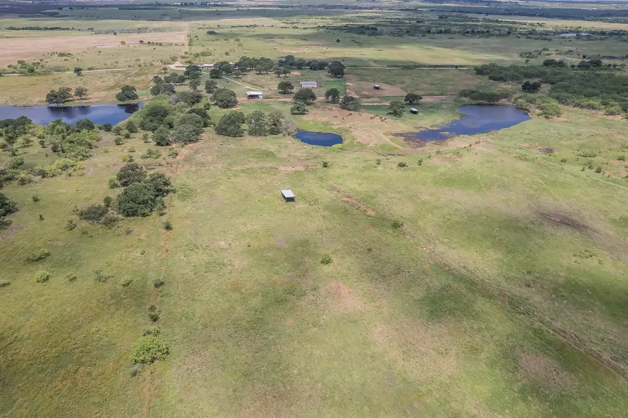 495 Lyles Road, Henrietta, TX 76365 - #2