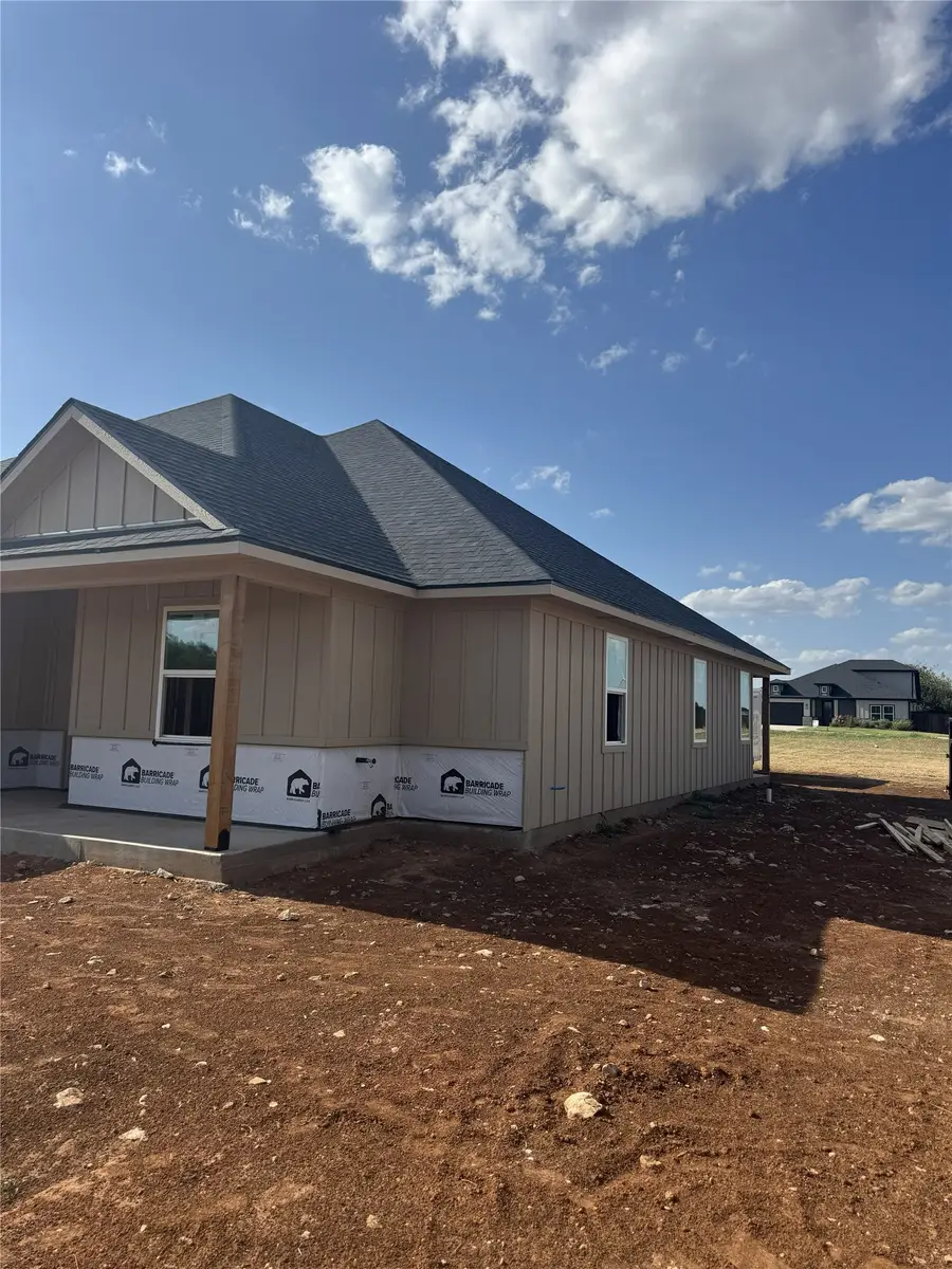 409 Cirrus Circle, Muenster, TX 76252 - #2