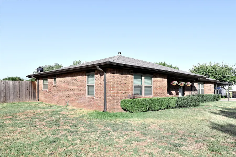 251 Alicia Street, Bowie, TX 76230 - #3