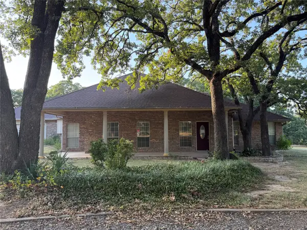 8600 County Road 530, Mansfield, TX 76063