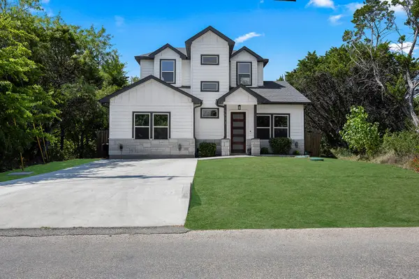5511 Black Pine Circle, Granbury, TX 76048