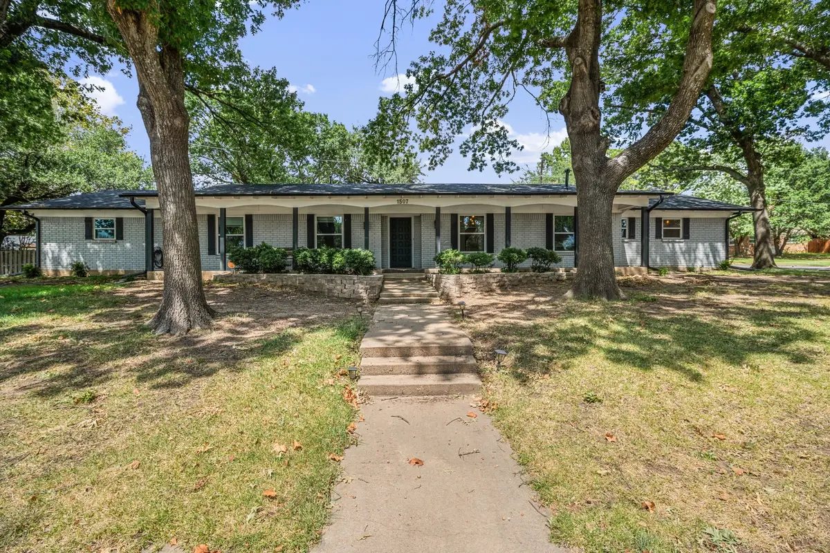 1507 Greenbrier Drive, Sherman, TX 75092 - #1