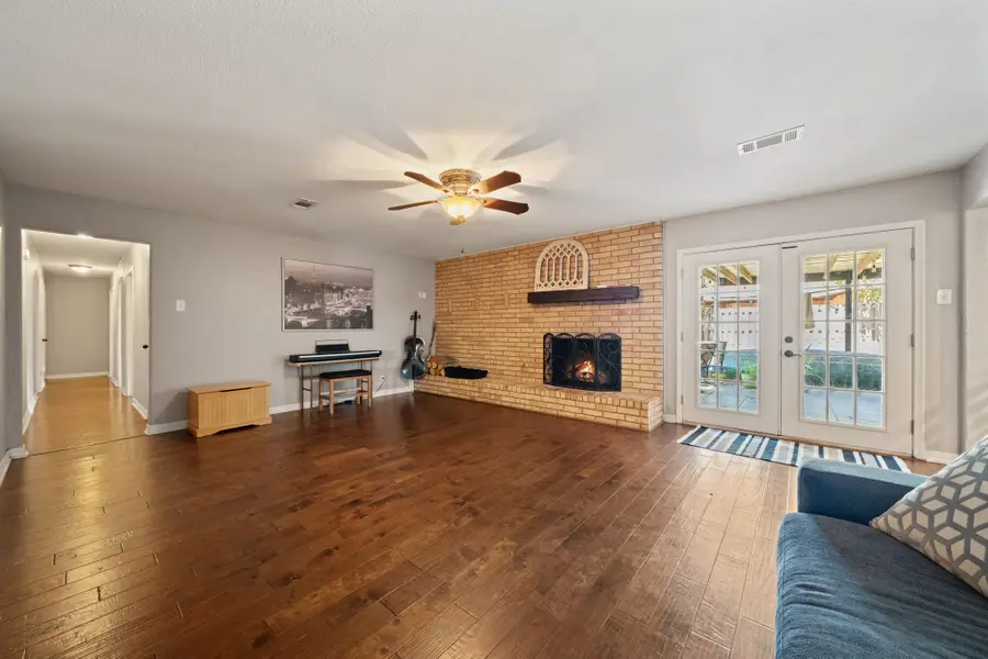 1507 Greenbrier Drive, Sherman, TX 75092 - #2