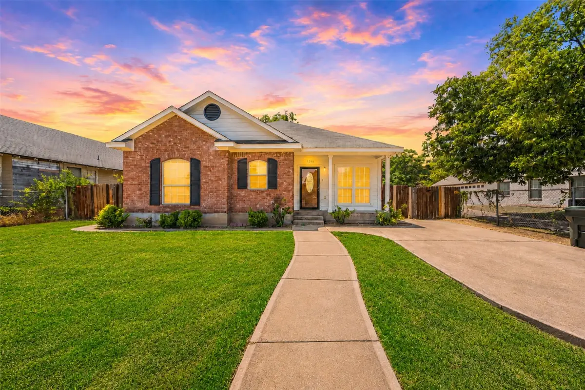 1206 N 15th Street, Waco, TX 76707 - #1