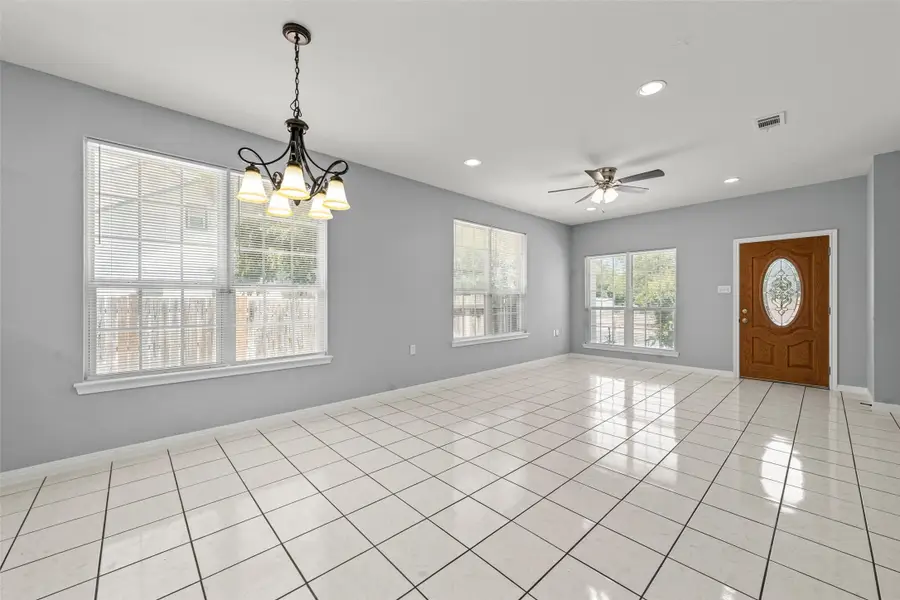 1206 N 15th Street, Waco, TX 76707 - #3