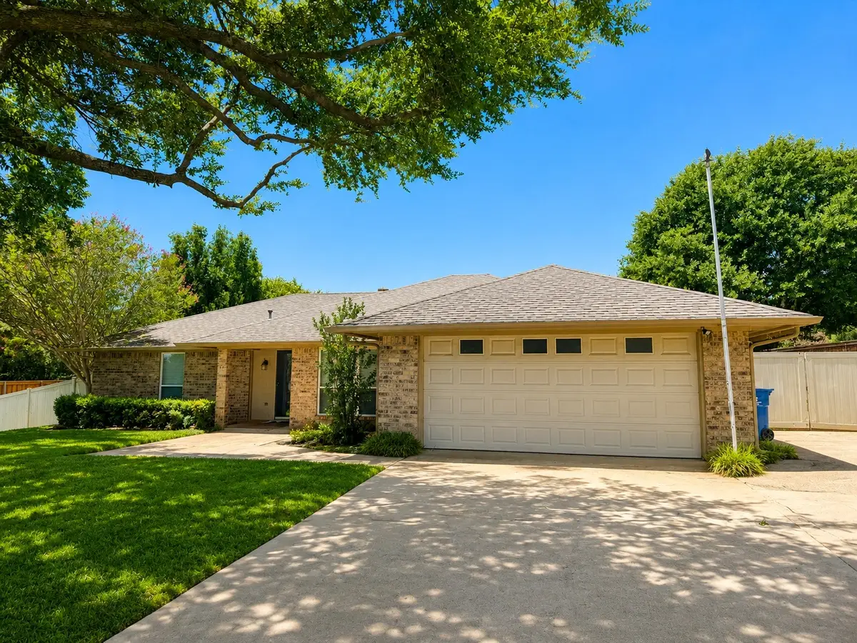 3313 Lakeview Drive, Grapevine, TX 76051 - #1