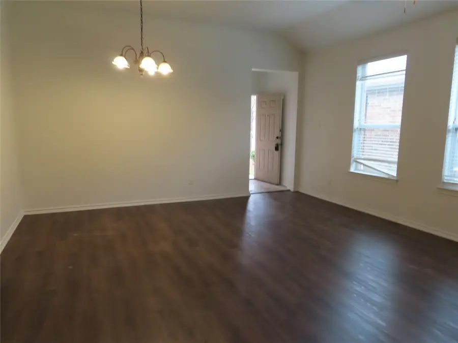 345-347 Schirra Court, Lavon, TX 75166 - #2