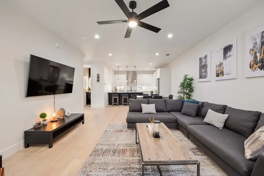 1141 N Madison Avenue #105, Dallas, TX 75208 - #2