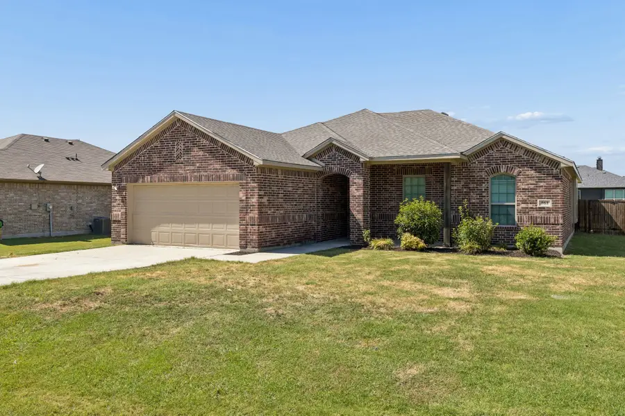 461 Kerens Street, Nevada, TX 75173 - #2