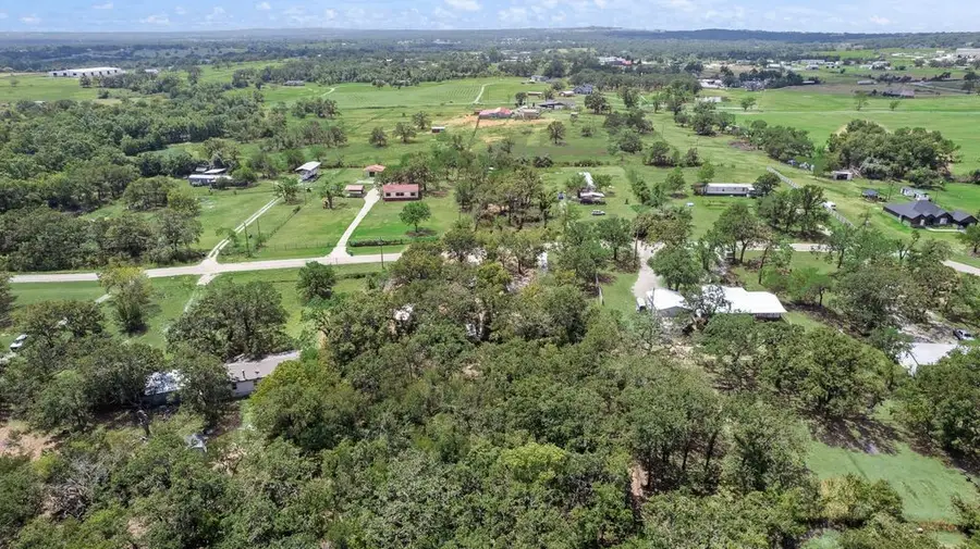 139 Rommel Court, Springtown, TX 76082 - #3