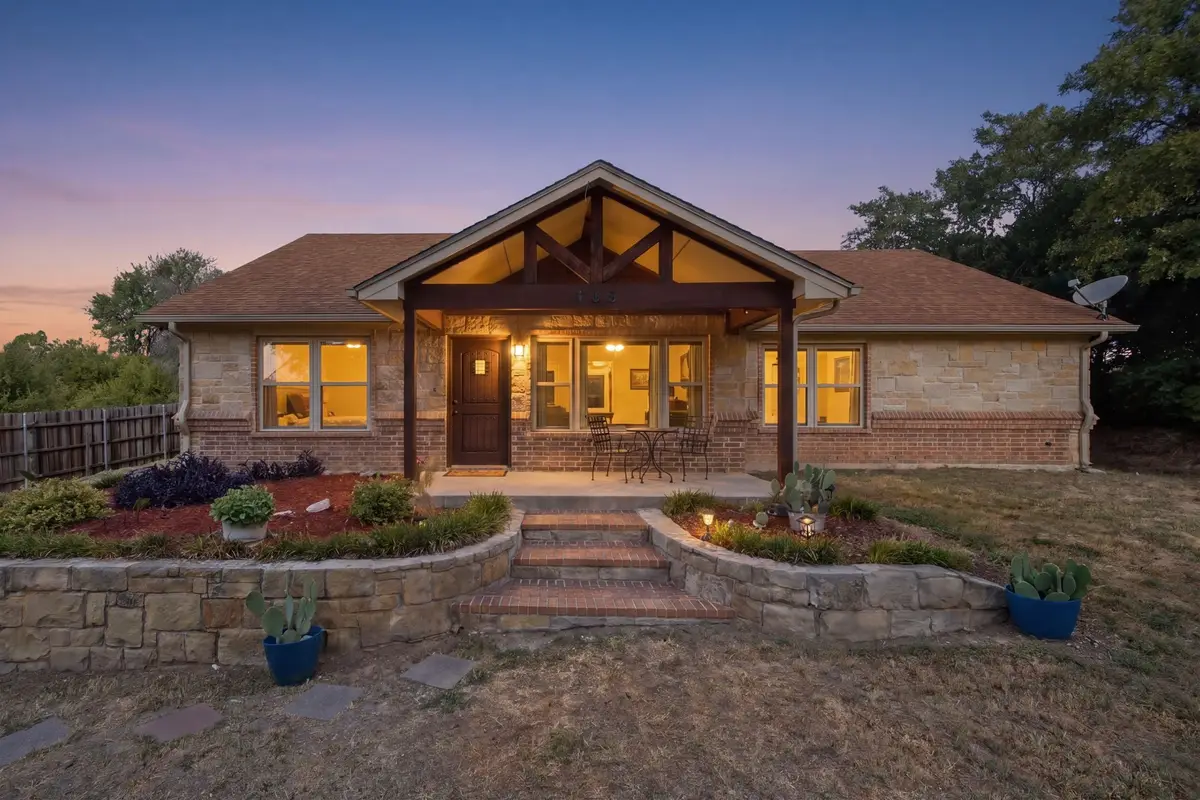 328 Silver Lane, Azle, TX 76020 - #1