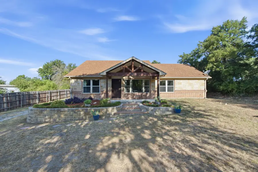 328 Silver Lane, Azle, TX 76020 - #2