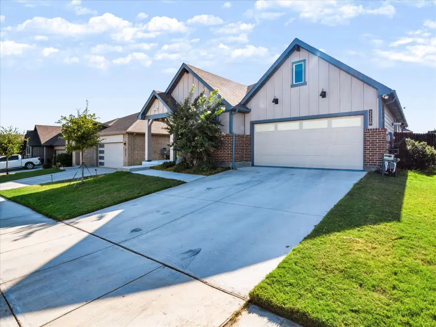 2220 Redwing Drive, Denton, TX 76205 - #2