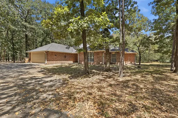 1343 Valleywood Trail, Holly Lake Ranch, TX 75765