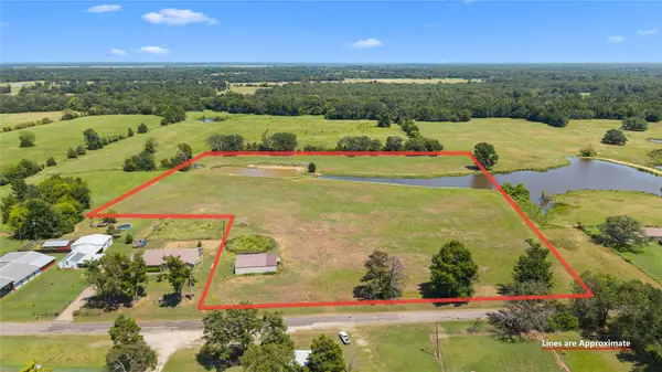000 County Road 1412, Bogata, TX 75417