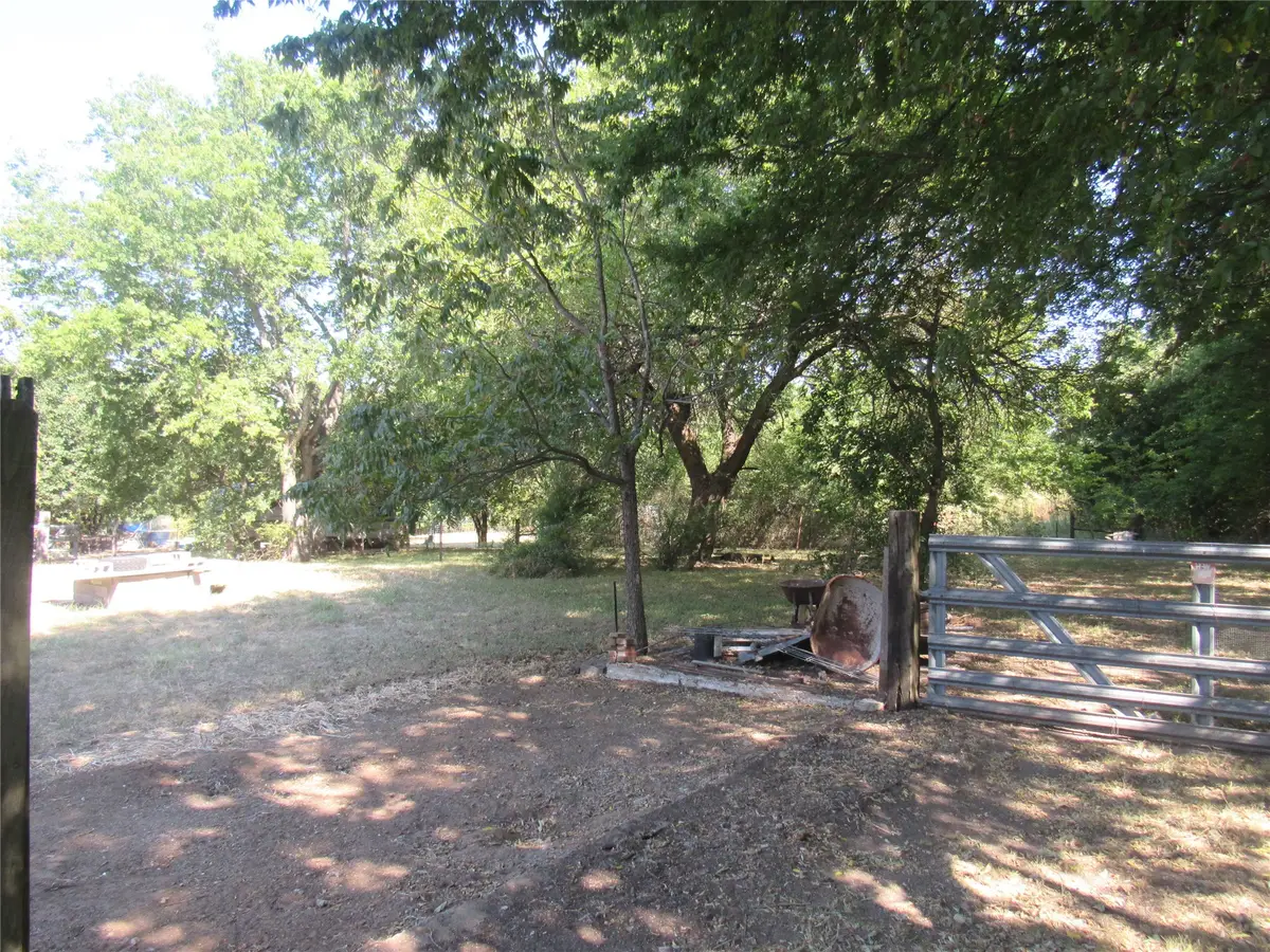 17700 Fm 901, Gordonville, TX 76245 - #1