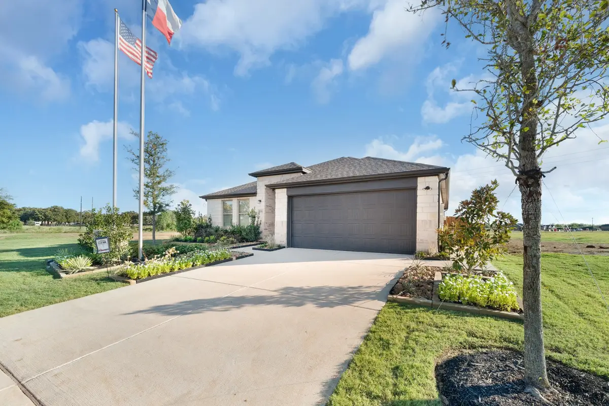 2104 Redwood Drive, Sulphur Springs, TX 75482 - #1