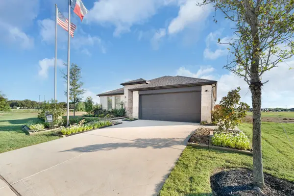 2104 Redwood Drive, Sulphur Springs, TX 75482