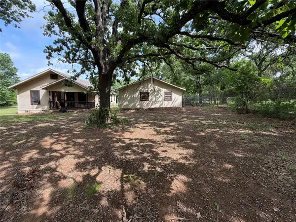 2512 Timber Road, Burleson, TX 76028